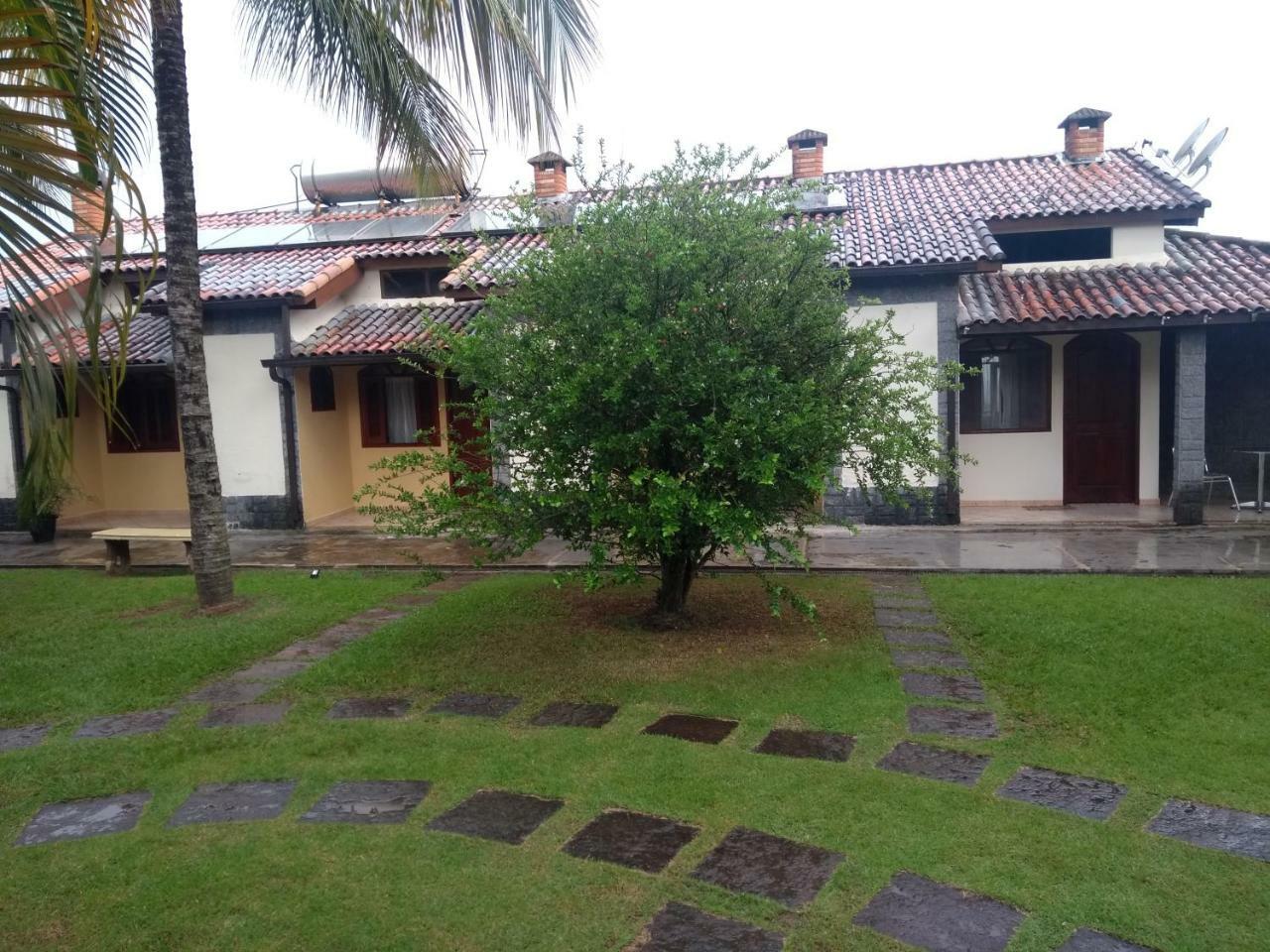 Pousada Nossa Senhora Penedo  Εξωτερικό φωτογραφία A typical house in the city